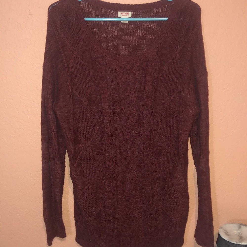 Women’s Mossimo burgundy sweater size large